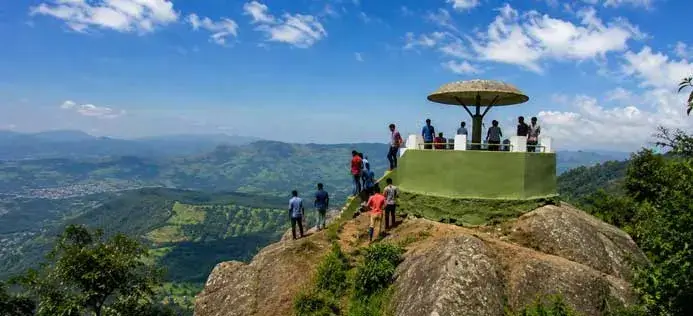 xplore-indo-cloudwalk-coonoor-lambs-rock-viewpoint